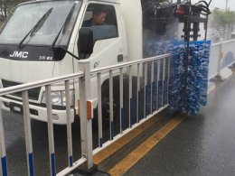 護(hù)欄刷